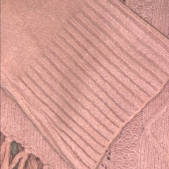 Pink fringe sweater - Picture 2 of 4